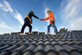 Best Roof Insulation Installation  in Aliquip, PA